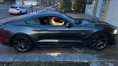 ക്യാൻസർ പോരാട്ടത്തിൽ മകന് മുന്നിലുള്ളത് മാസങ്ങൾ മാത്രം, 18കാരനായി അമ്പരപ്പിക്കുന്ന സമ്മാനവുമായി കുടുംബം 