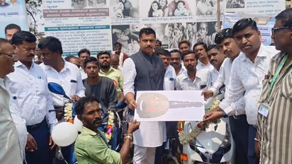  ಕ್ಷೇತ್ರದ ಜನರ ಕಷ್ಟ ಸ್ಪಂದಿಸುವ  ಸಮರ್ಥ ಜನ ನಾಯಕ ರಾಜಣ್ಣ