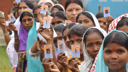 Voter Education: Know how you can file a complaint through voter helpline