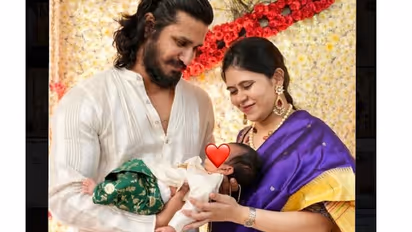 హీరో నిఖిల్ ఇంట్లో సెలెబ్రేషన్స్.. కొడుక్కి వైభవంగా బారసాల వేడుక 