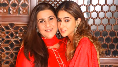 ಸೈಪ್ ಜೊತೆ ವಿಚ್ಛೇದನದ ನಂತರ ಒಬ್ಬಂಟಿಯಾಗಿ ಮಕ್ಕಳಿಬ್ಬರ ಸಾಕಿದ ಅಮ್ಮನ ಬಗ್ಗೆ ಸಾರಾ ಭಾವುಕ ಮಾತು