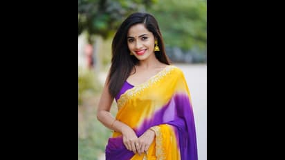 ಹಳದಿ, ನೇರಳೆ ಸೀರೆಯುಟ್ಟು ಮುದ್ದಾಗಿ ಫೋಸ್ ನೀಡಿದ ಶೋಭಾ ಶೆಟ್ಟಿ, ಅಪ್ಪಟ ಕನ್ನಡತಿ ಎಂದು ಹೊಗಳಿದ ಫ್ಯಾನ್ಸ್