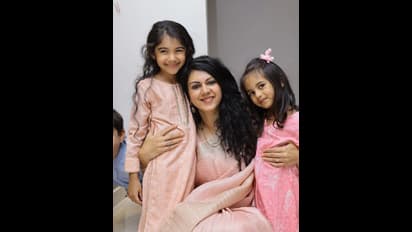  హీరోయిన్ కామ్నజఠ్మలాని కూతుల్లను చూశారా? ఎంత క్యూట్ గా ఉన్నారో చూడండి!