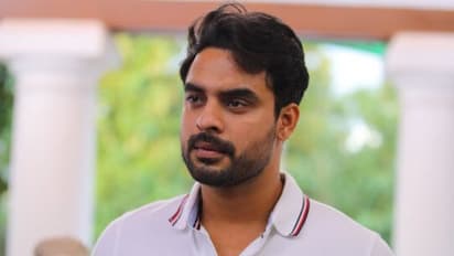 'എന്റെ ഫോട്ടോയോ എന്നോടൊപ്പമുള്ള ഫോട്ടോയോ പ്രചാരണത്തിന് ഉപയോഗിക്കുന്നത് നിയമവിരുദ്ധം': ടൊവിനോ തോമസ്