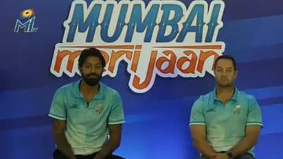 രോഹിത് ശർമയെ എന്തിന് മാറ്റിയെന്ന ചോദ്യത്തിന് മുന്നില് ഉത്തരംമുട്ടി; ഒന്നും പറയാതെ തലയാട്ടി മുംബൈ പരിശീലകന്