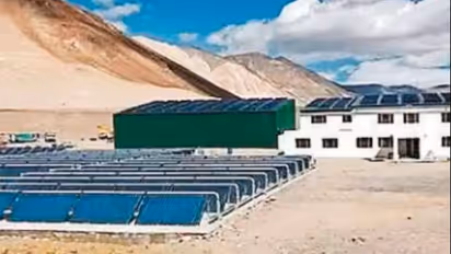 ಚೀನಾಗೆ ಭಾರತ ಸಡ್ಡು : ಗಡಿಯಲ್ಲಿ ಡಜನ್ಗಟ್ಟಲೆ ಬಂಕರ್ ನಿರ್ಮಾಣ