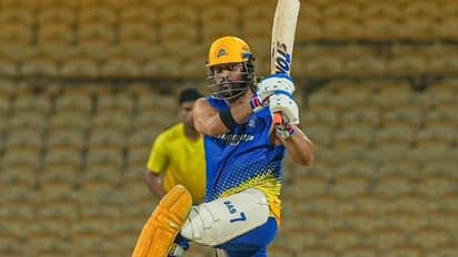 IPL 2024, MS Dhoni: முடிவுக்கு வந்த தோனியின் சகாப்தம் – அவசர அவசரமாக கேப்டன் மாற்றப்பட காரணம், தோனியின் ஓய்வா?