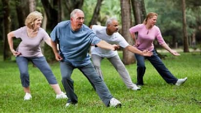 Alzheimer's disease yoga: भूलने की है बीमारी तो आज ही से शुरू करें ये 5 योग, बढ़ने लगेगी याददाश्त
