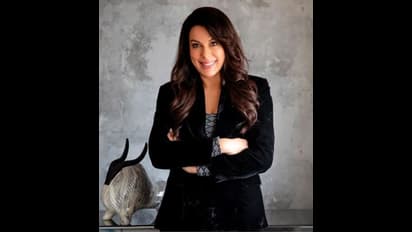 ಬಿಕಿನಿ ಹಿಡಿದು ಮನೆಗೆ ನುಗ್ಗಿದ ಅಭಿಮಾನಿ; ರಂಪಾಟಕ್ಕೆ ಬೆಚ್ಚಿಬಿದ್ದ ನಟಿ ಪೂಜಾ ಬೇಡಿ 