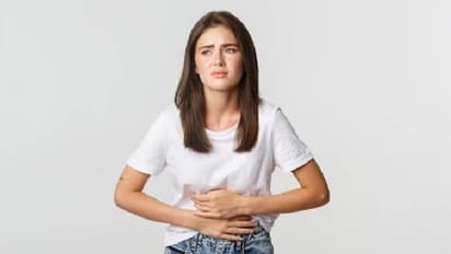  मां बनने की उम्र में PCOS पैदा कर रहा है समस्या, इनफर्टिलिटी और कैंसर बनने से पहले ही करवा लें इलाज