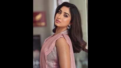 ತಮಿಳಿನ ಖ್ಯಾತ ನಟ ಅಜಿತ್ ಜೊತೆ ಸಾನ್ಯಾ ಅಯ್ಯರ್…. ಜೊತೆಯಾಗಿ ಸಿನಿಮಾ ಮಾಡ್ತಿದ್ದಾರಾ? 