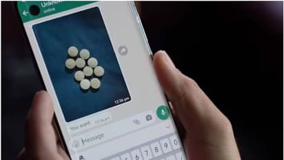 വാട്സാപ്പ് വഴി മെസേജ്, പണം നല്കിയാൽ ജിപിഎസ് ലൊക്കേഷന് ഷെയര് ചെയ്യും; വമ്പൻ ലഹരിമരുന്ന് റാക്കറ്റ് പിടിയിൽ