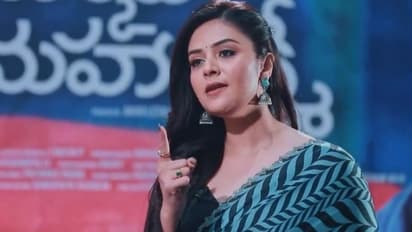 శ్రీముఖి చేయి పట్టుకున్న యంగ్ హీరో.. చెంప చెల్లుమనిపించి, స్ట్రాంగ్ వార్నింగ్ ఇచ్చిన స్టార్ యాంకర్