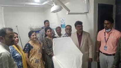 ಹೊಸಕೋಟೆ: ಓವಂ ಆಸ್ಪತ್ರೆಯಲ್ಲಿ ಗರ್ಭಪಾತ, ಸ್ಕ್ಯಾನಿಂಗ್ ರೂಂಗೆ ಬೀಗ