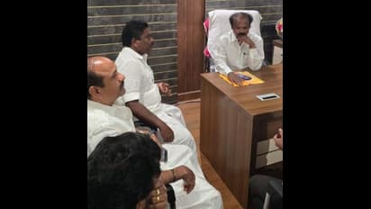 புரட்சி பாரதத்திற்கு சீட் ஒதுக்காத அதிமுக.!எதிராக களம் இறங்கிய ஜெகன் மூர்த்தி-சமாதானம் செய்ய முயலும் மாஜிக்கள்