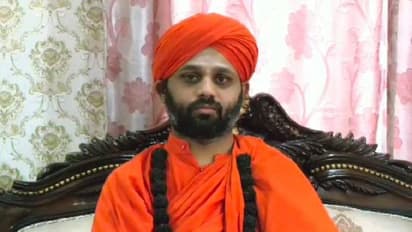 Lok Sabha Election 2024: ಎರಡು ರಾಷ್ಟ್ರೀಯ ಪಕ್ಷಗಳ ವಿರುದ್ದ ಸಿಡಿದೆದ್ದ ಭೋವಿ ಗುರುಪೀಠದ ಸಿದ್ದರಾಮೇಶ್ವರ ಶ್ರೀ!