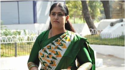 ഹാട്രിക്ക് വിജയം നേടിയ കോൺഗ്രസ് എംഎൽഎ, ബിജെപിയിൽ പോകാൻ രാജിവച്ചു; ഇപ്പോ സീറ്റില്ല വിജയധാരണിക്ക്