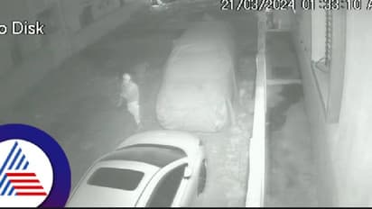 ಕತ್ತಲಾಗುತ್ತಿದ್ದಂತೆ ಕೈಯಲ್ಲಿ ತಲ್ವಾರ ಹಿಡಿದು ತಿರುಗ್ತಾರೆ ಖದೀಮರು; ಕಳ್ಳರ ಹಾವಳಿಗೆ ಬೆಚ್ಚಿಬಿದ್ದ ಚಿಕ್ಕೋಡಿ ಜನರು!