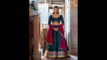 ಕಿಟಕಿಯಿಂದ ಇಣುಕಿ ಕಿರುನೋಟ ಬೀರಿದ 'ಯುವ'ರಾಣಿ ಸಿರಿ: ಲೆಹೆಂಗಾದಲ್ಲಿ ಸಪ್ತಮಿ ಗೌಡ ಮಿಂಚಿಂಗ್‌!