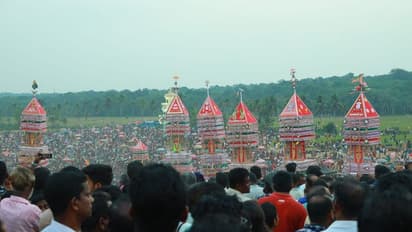 മലനട അപ്പൂപ്പനെ കാണാന്‍ ദേശക്കാരൊടൊപ്പം, ദേശങ്ങള്‍ താണ്ടി എടുപ്പ് കുതിരകളും എടുപ്പ് കാളകളുമെത്തി 