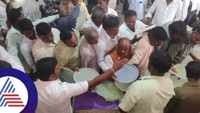 Lok sabha election 2024: ಊಟಕ್ಕೆ ಕರೆದು ತಾಟು ನೀಡದೆ ಅವಮಾನ? ಪರಸ್ಪರ ಕಿತ್ತಾಡಿಕೊಂಡ ಬಿಜೆಪಿ ಕಾರ್ಯಕರ್ತರು!