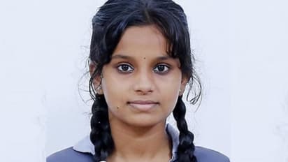 ഭക്ഷണം കഴിച്ച് വിശ്രമിക്കവെ കുഴഞ്ഞുവീണ പ്ലസ് ടു വിദ്യാർഥിനി മരിച്ചു