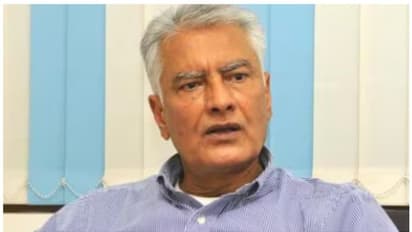 പഞ്ചാബിലെ മദ്യനയവും അന്വേഷിക്കണമെന്ന് ബിജെപി; തെരഞ്ഞെടുപ്പ് കമ്മീഷണര്ക്ക് പരാതി നൽകി ബിജെപി സംസ്ഥാന അധ്യക്ഷൻ