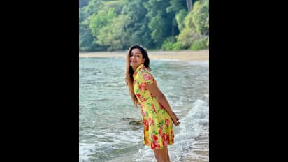 ಮದ್ವೆ ಆಗಿ 8 ವರ್ಷ ಆಯ್ತು ಮಗು ಬೇಡ್ವಾ ಎಂದ ನೆಟ್ಟಿಗರಿಗೆ 'ಇವ್ನು ದೊಡ್ಡವನಾಗ್ಲಿ ಮಗು ಮಾಡ್ಕೋತೀನಿ..' ಎಂದ ನಟಿ!