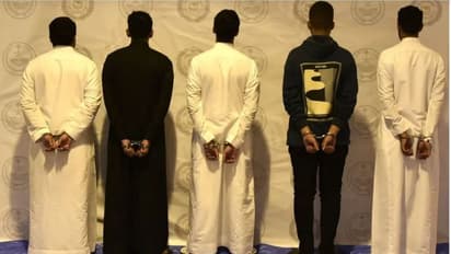 വളച്ചാക്കുകൾ പരിശോധിച്ചപ്പോൾ കണ്ടത് 2,465,000 ലഹരി ​ഗുളികകൾ, അഞ്ചുപേരെ അറസ്റ്റ് ചെയ്ത് സൗദി നാർക്കോട്ടിക് 