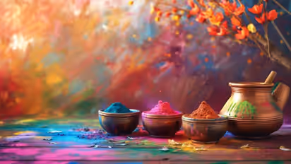 Holi 2024 : വര്ണ്ണങ്ങള് വാരി വിതറി ഹോളി ആഘോഷം ; അറിഞ്ഞിരിക്കൂ ഇക്കാര്യങ്ങൾ