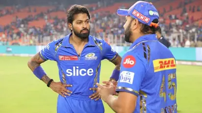 IPL ಮ್ಯಾಚ್ ನಡೆಯುವಾಗಲೇ ರೋಹಿತ್ ಶರ್ಮಾ-ಹಾರ್ದಿಕ್ ಪಾಂಡ್ಯ ಫ್ಯಾನ್ಸ್ ಬಡಿದಾಟ..! ವಿಡಿಯೋ ವೈರಲ್
