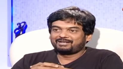 వీడేం డైరెక్టర్ అవుతాడు అంటూ ఎగతాళి చేసిన సీనియర్ హీరో.. కట్ చేస్తే పవన్, మహేష్, బన్నీ, చరణ్ అందరూ ఫిదా 