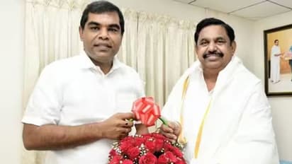 வசமாக சிக்கிய அதிமுக வேட்பாளர் ஆற்றல் அசோக்குமார்! 150 மூட்டை புடவைகள் பறிமுதல்!இதன் மதிப்பு எவ்வளவு தெரியுமா?