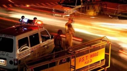 Delhi News: रेस्टोरेंट मालिक को मारी गईं 7 गोलियां...फेस कर रहा था मर्डर चार्ज, CCTV में कैद हुआ राज