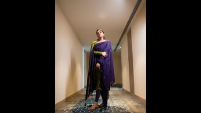 ట్రెడిషనల్ లుక్ లో అనసూయ.. మెస్మరైజ్ చేస్తున్న ఫోజులు వైరల్  