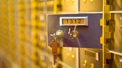 ബാങ്ക് ലോക്കർ ഉപയോഗിക്കുന്നതിന് മുൻപ് നിയമങ്ങൾ അറിയണം; മാറ്റങ്ങൾ ഈ കാര്യങ്ങൾക്ക് 