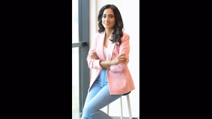 ವೃತ್ತಿಜೀವನಕ್ಕೆ ಗಡಿಯಾರವಿಲ್ಲ, ಚಿಂತೆ ಬಿಟ್ಟು ಕೆಲಸದಲ್ಲಿ ಮುಂದುವರಿಯಿರಿ;ಉದ್ಯೋಗಸ್ಥ ಮಹಿಳೆಗೆ ವಿನೀತಾ ಸಿಂಗ್ ಸಲಹೆ