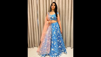 చీరకట్టులో కుందనపు బొమ్మలా యాంకర్ శ్యామల.. వైరల్ పిక్స్ 