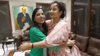 'Will fight together': Wives of jailed Arvind Kejriwal and Hemant Soren meet in Delhi (WATCH)