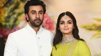 Ranbir : "பாலிவுட்டின் பணக்கார குழந்தை" ரன்பீர் கபூர் தன் குழந்தைக்கு கொடுக்கப்போகும் சொத்து எவ்வளவு தெரியுமா?