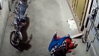 SHOCKING! Woman thrown off window for low-spiced chicken; video from Lahore goes viral (WATCH)