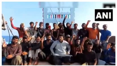 'ഇന്ത്യക്ക് നന്ദി, ഇന്ത്യ സിന്ദാബാദ്...'; കടൽക്കൊള്ളക്കാരിൽ നിന്ന് ഇന്ത്യ രക്ഷിച്ച പാക് പൗരന്മാരുടെ വീഡിയോ