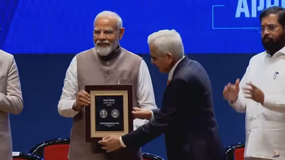 PM Modi releases commemorative coin on 90th anniversary of Reserve Bank of India (WATCH)