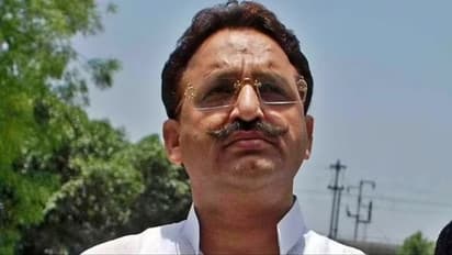 Mukhtar Ansari News: यूपी पुलिस के Constable के Whatsapp स्टेटस पर मचा बवाल...अब पड़ेगा भुगतना
