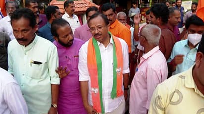 കരുവന്നൂരെന്ന് കേട്ടാൽ മുഖ്യമന്ത്രി വാർത്താസമ്മേളനം നിർത്തി ഓടും,സുതാര്യത ഇലക്ടറല്ബോണ്ടില് മാത്രം മതിയോ