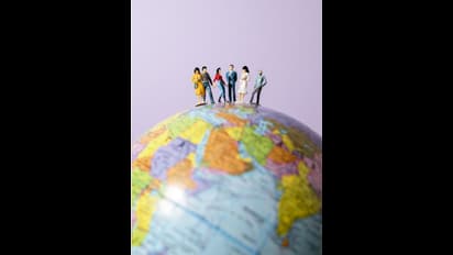 ಜನಸಂಖ್ಯೆ ನಿಯಂತ್ರಣಕ್ಕೆ ಯೋಗಿ ಸರ್ಕಾರದ ಗೂಗ್ಲಿ, ಗಂಡ-ಹೆಂಡ್ತಿ ಬದಲು ಅತ್ತೆ-ಸೊಸೆ ಸಮ್ಮೇಳನ!