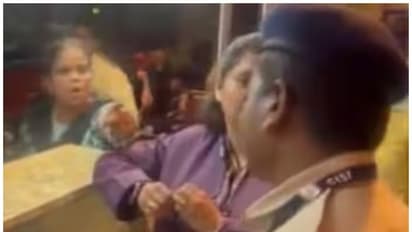 ആവശ്യത്തിന് പൈലറ്റുമാരും ജീവനക്കാരുമില്ല; പ്രതിസന്ധി രൂക്ഷം, നിരവധി സർവീസുകൾ വെട്ടിക്കുറച്ച് വിമാനക്കമ്പനി