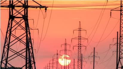 മേഖല തിരിച്ച് വൈദ്യുതി നിയന്ത്രണം തുടങ്ങി കെഎസ്ഇബി, ആദ്യഘട്ടത്തിൽ പാലക്കാട്, സർക്കുലർ പുറത്തിറക്കി 