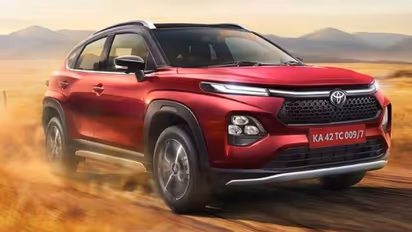 Toyota Urban Cruiser: ரூ. 7.73 லட்சத்தில் இந்தியாவில் வெளியாகும் டொயோட்டா அர்பன் க்ரூஸர் டெய்சர் எஸ்யூவி..!