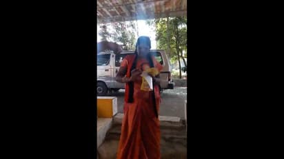 வாக்கு கேட்டு சென்ற திமுக நிர்வாகிகளை கேள்விகளால் வெளுத்து வாங்கிய குடும்ப பெண்கள்; கோவையில் பரபரப்பு